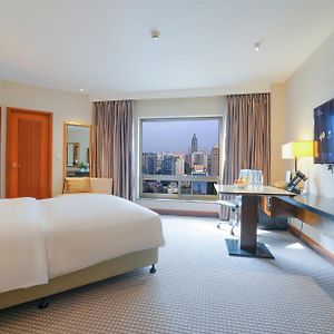 Jinling Tower Classic Deluxe RoomQueen